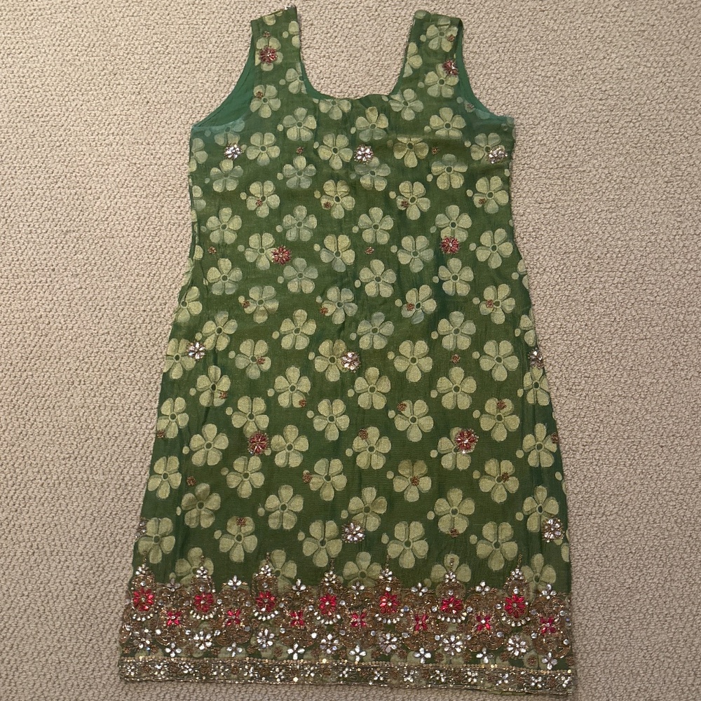 Green Embroidered Kurta